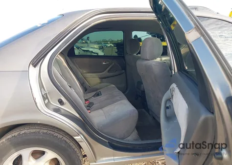 2001 Toyota Camry Le from USA, damaged, VIN JT2BG22K510564669